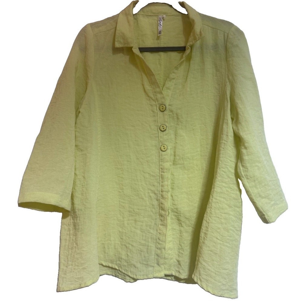 Lulu-B Chartreuse Crinkle Knit Blouse Medium M 3/4 Sleeve Button Front Shirt